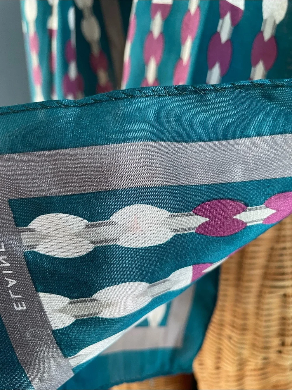 N/A pretty scarf